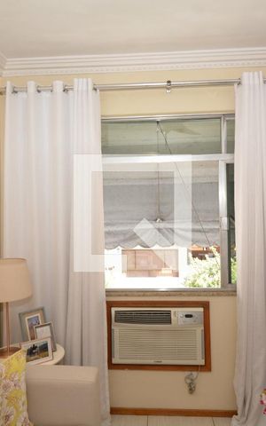 Apartamento à venda com 75m², 3 quartos e 1 vagaSala