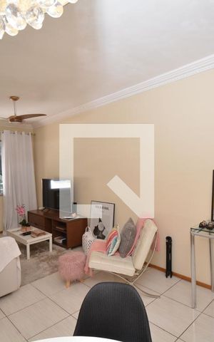 Apartamento à venda com 75m², 3 quartos e 1 vagaSala