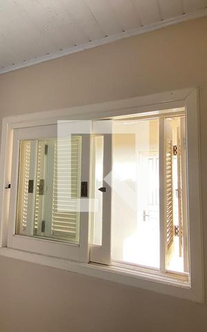 Casa à venda com 90m², 2 quartos e 3 vagasJanela do Quarto 2