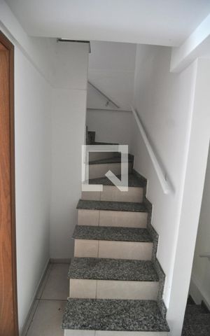 Apartamento para alugar com 138m², 2 quartos e 1 vagaEscada Acesso Cobertura