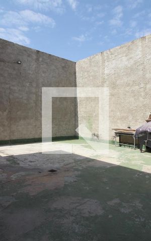 Casa para alugar com 206m², 3 quartos e 2 vagasQuintal