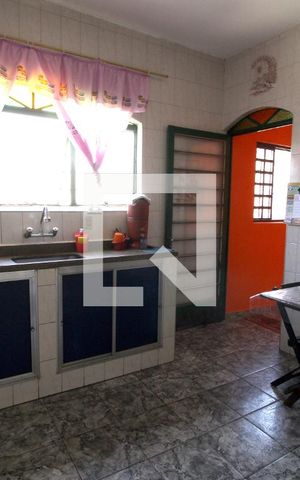 Casa para alugar com 206m², 3 quartos e 2 vagasCozinha