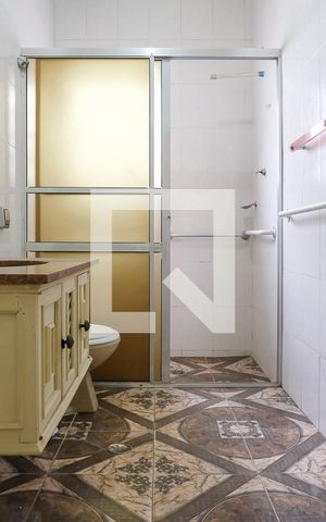Casa à venda com 196m², 3 quartos e 4 vagasBanheiro