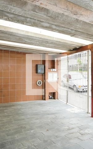 Casa à venda com 196m², 3 quartos e 4 vagasGaragem