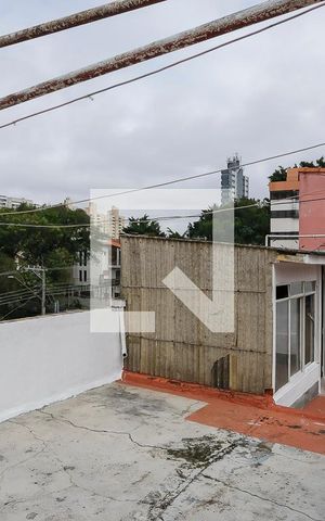 Casa à venda com 196m², 3 quartos e 4 vagasQuintal
