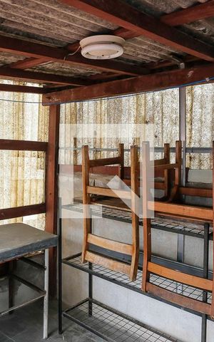 Casa à venda com 196m², 3 quartos e 4 vagasQuintal