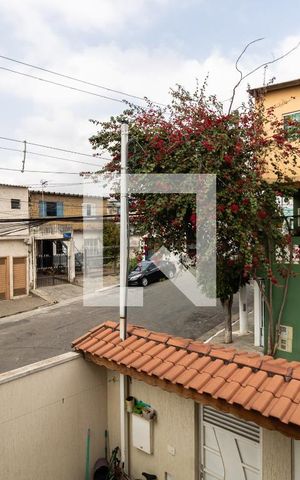 Casa para alugar com 150m², 2 quartos e 2 vagas Casa para alugar com 150m², 2 quartos e 2 vagasVista do Quarto 1