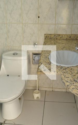 Apartamento para alugar com 49m², 2 quartos e sem vagaBanheiro