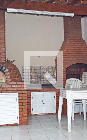 Apartamento à venda com 72m², 3 quartos e 2 vagas Apartamento à venda com 72m², 3 quartos e 2 vagasÁrea comum - Churrasqueira