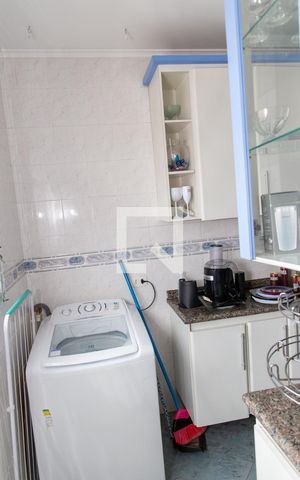 Apartamento à venda com 78m², 2 quartos e 1 vagaÁrea de Serviço