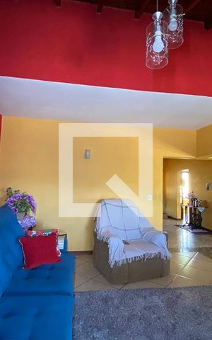 Casa à venda com 247m², 2 quartos e 2 vagasSala 2