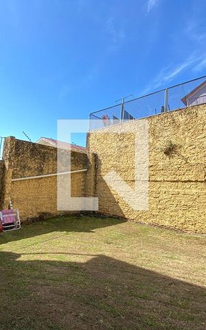 Casa à venda com 247m², 2 quartos e 2 vagasÁrea Externa