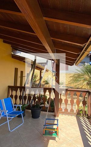 Casa à venda com 247m², 2 quartos e 2 vagasSacada da Sala 2