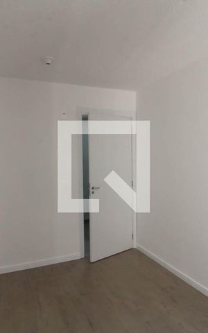 Apartamento à venda com 44m², 2 quartos e 1 vaga Apartamento à venda com 44m², 2 quartos e 1 vagaSala