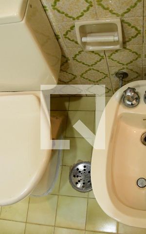 Casa de condomínio para alugar com 280m², 4 quartos e 4 vagasBanheiro da Suíte 2