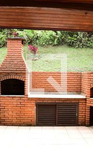 Casa de condomínio para alugar com 280m², 4 quartos e 4 vagasÁrea Gourmet