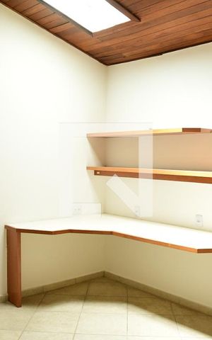 Casa de condomínio para alugar com 280m², 4 quartos e 4 vagasQuarto 2 