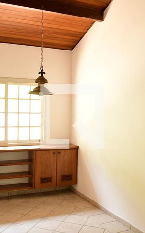 Casa de condomínio para alugar com 280m², 4 quartos e 4 vagasCopa 