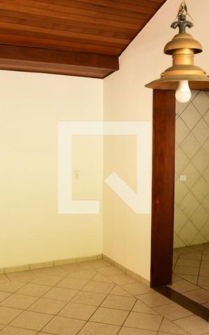 Casa de condomínio para alugar com 280m², 4 quartos e 4 vagasCopa 