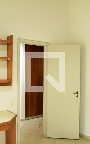 Casa de condomínio para alugar com 280m², 4 quartos e 4 vagasQuarto 2 
