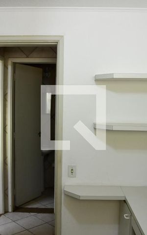 Casa de condomínio para alugar com 280m², 4 quartos e 4 vagasDespensa