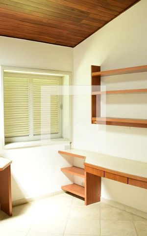 Casa de condomínio para alugar com 280m², 4 quartos e 4 vagasQuarto 2 
