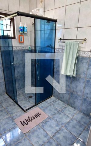 Casa à venda com 340m², 4 quartos e 2 vagasBanheiro 2