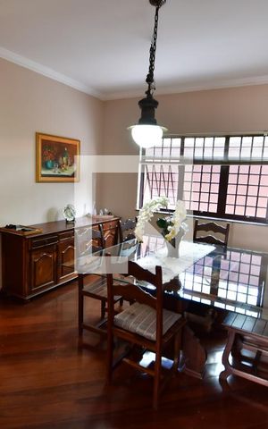 Casa à venda com 340m², 4 quartos e 2 vagasSala de Jantar