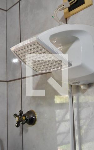Casa à venda com 340m², 4 quartos e 2 vagasBanheiro 1