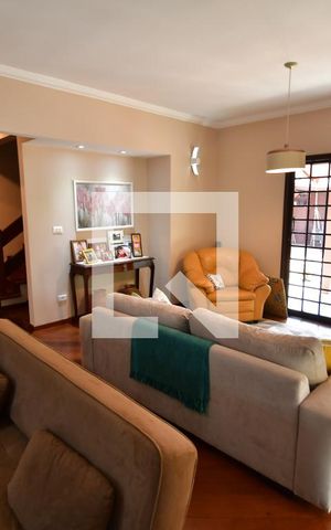 Casa à venda com 340m², 4 quartos e 2 vagasSala