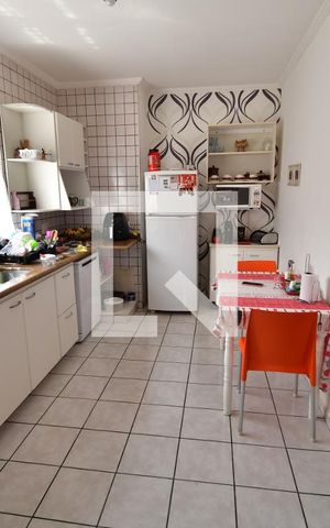 Casa à venda com 340m², 4 quartos e 2 vagasCozinha