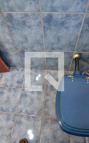 Casa à venda com 340m², 4 quartos e 2 vagasBanheiro 2