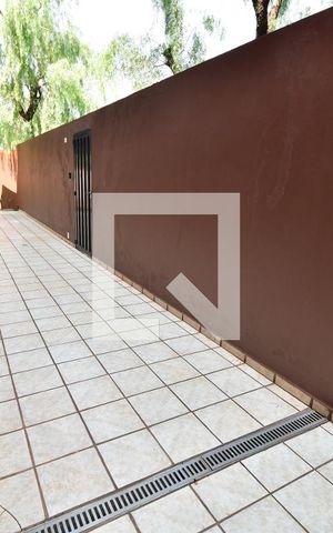 Casa à venda com 340m², 4 quartos e 2 vagasQuarto de Serviço - Vista