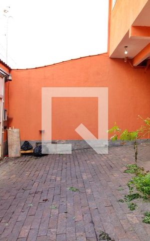 Casa à venda com 240m², 3 quartos e 3 vagasGaragem