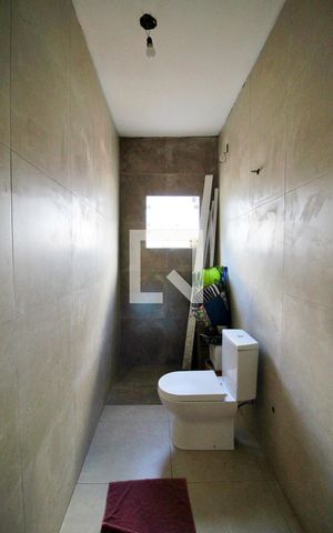 Casa à venda com 240m², 3 quartos e 3 vagasBanheiro da Suíte 2