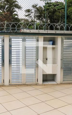Casa à venda com 320m², 3 quartos e 5 vagas Casa à venda com 320m², 3 quartos e 5 vagasÁrea de Serviço