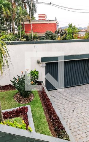 Casa à venda com 320m², 3 quartos e 5 vagas Casa à venda com 320m², 3 quartos e 5 vagasVista do Quarto 2 / Escritório