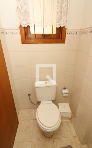 Casa de condomínio à venda com 187m², 3 quartos e 2 vagas Casa de condomínio à venda com 187m², 3 quartos e 2 vagasLavabo