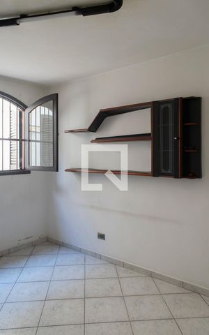 Casa de condomínio à venda com 263m², 4 quartos e 3 vagas Casa de condomínio à venda com 263m², 4 quartos e 3 vagasCopa