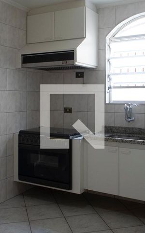 Casa de condomínio à venda com 263m², 4 quartos e 3 vagas Casa de condomínio à venda com 263m², 4 quartos e 3 vagasCozinha
