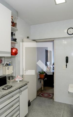 Apartamento à venda com 191m², 4 quartos e 1 vagaCOzinha 