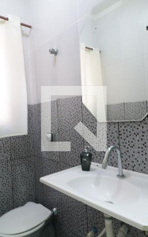 Casa à venda com 243m², 3 quartos e 2 vagasLavabo