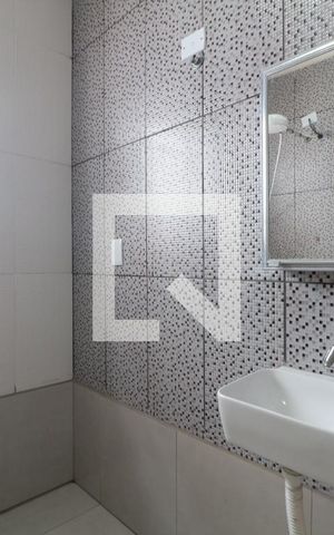 Casa à venda com 243m², 3 quartos e 2 vagasBanheiro Social