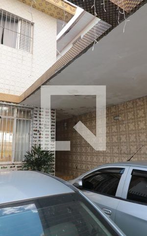 Casa à venda com 243m², 3 quartos e 2 vagasGaragem