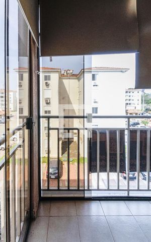 Apartamento à venda com 67m², 3 quartos e 1 vagaSacada da sala