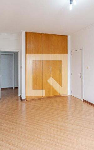 Apartamento à venda com 450m², 5 quartos e 3 vagas Apartamento à venda com 450m², 5 quartos e 3 vagasQuarto 5
