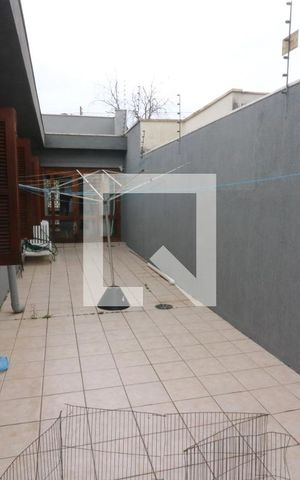 Casa à venda com 221m², 4 quartos e 2 vagasQuintal
