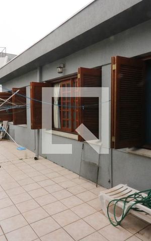 Casa à venda com 221m², 4 quartos e 2 vagasQuintal