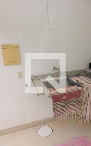 Casa à venda com 221m², 4 quartos e 2 vagasÁrea de Serviço