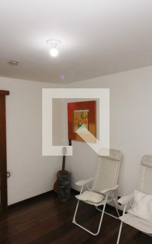 Casa à venda com 221m², 4 quartos e 2 vagasQuarto 2